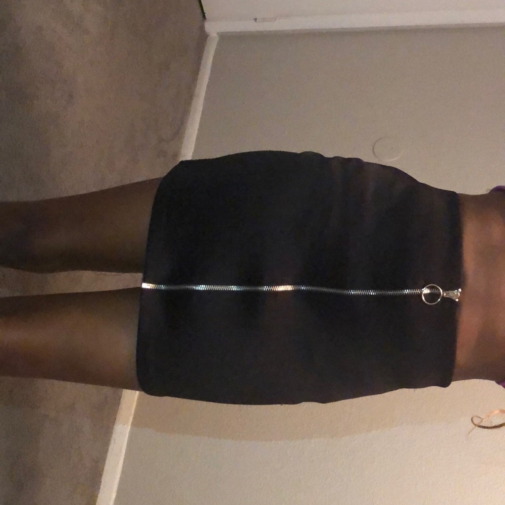All black zipper skirt